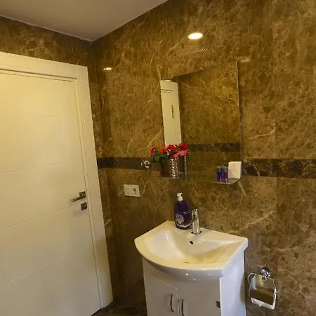 Truemar & Aparthotel 5*