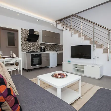 Truemar & Hotel apartamentowy 4*