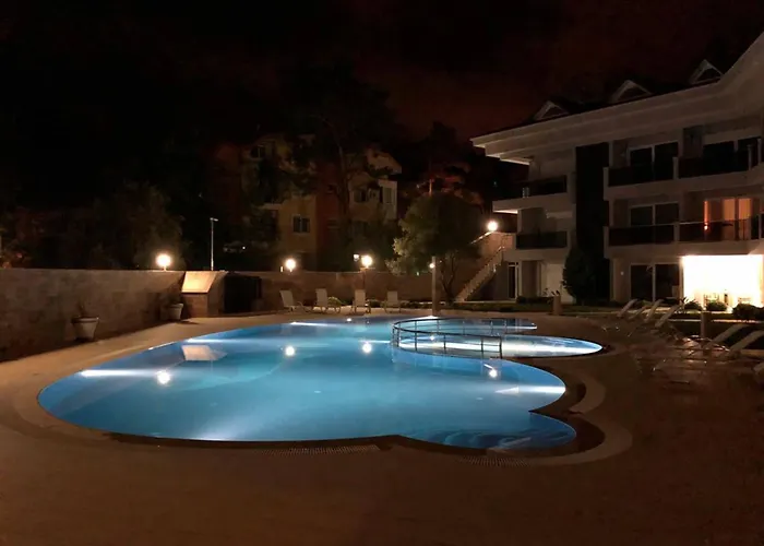 Truemar & Lejlighedshotel Kemer