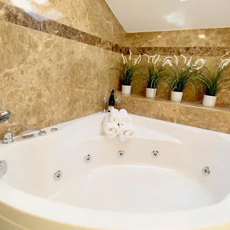 Aparthotel Truemar & 4*