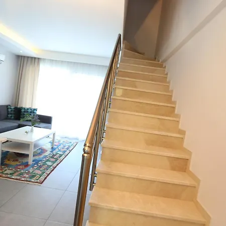Truemar & Aparthotel 4*