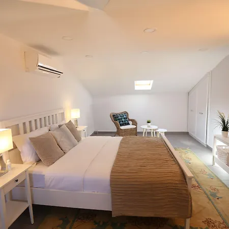 Truemar & Apartahotel 4*